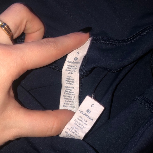cropped lululemon leggings - Picture 3 of 4